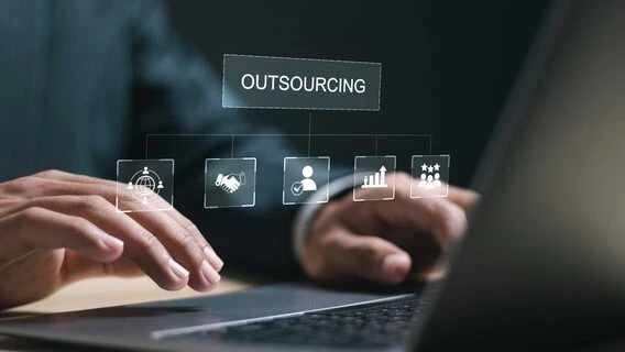 Половина найбільших IT-аутсорсерів в Україні наростили виторг у першому кварталі 2026 року