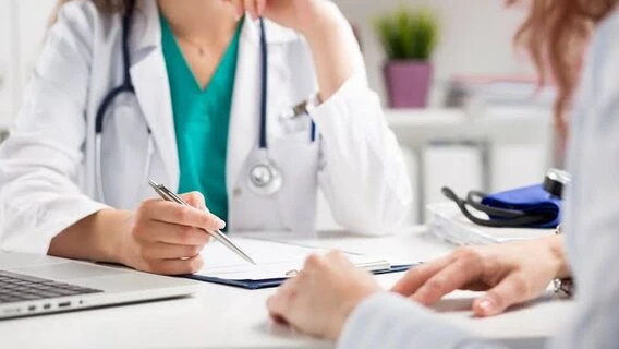 Український healthtech-стартап Tayra AI залучив $500 000. Серед інвесторів — Farmak. Яке рішення він пропонує клієнтам